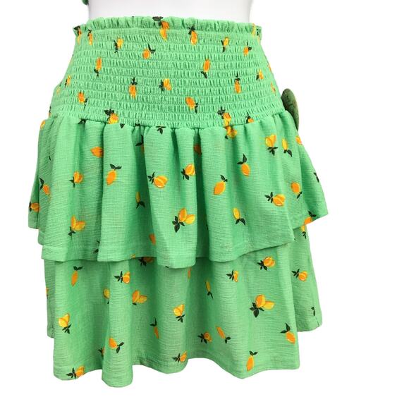 Jolie & Joy Mini Skirt and Ruffled Crop Top Set Size Medium Green with Lemons - Picture 3 of 13